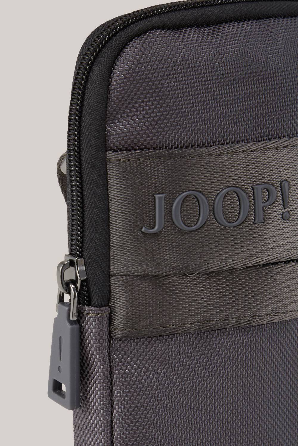 Joop Schultertasche Modica Rafael in Dunkelgrau Clearance-Verkauf