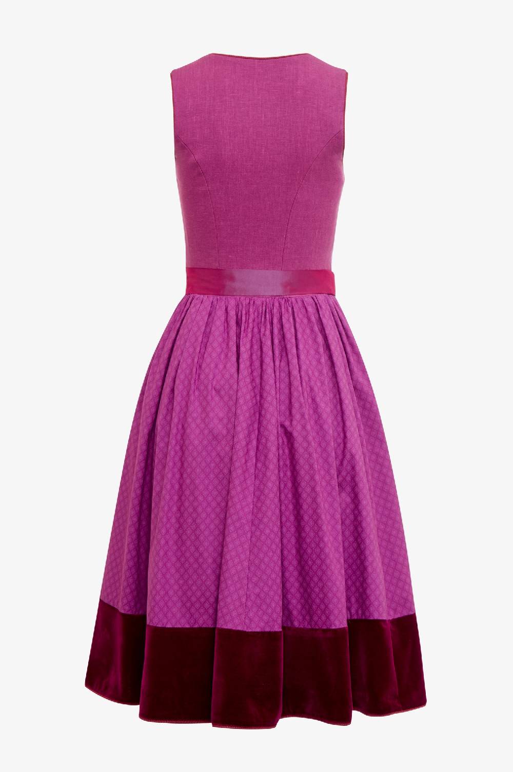 Kinga Mathe Jubiläumsdirndl in Cassis Cyber Monday