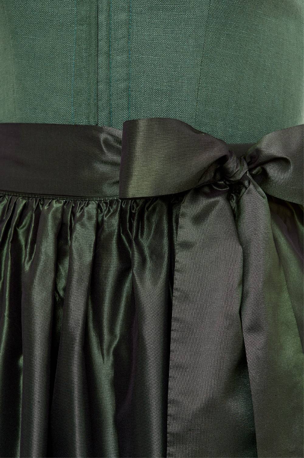 Kinga Mathe Jubiläumsdirndl in Pinie Vatertagsangebot