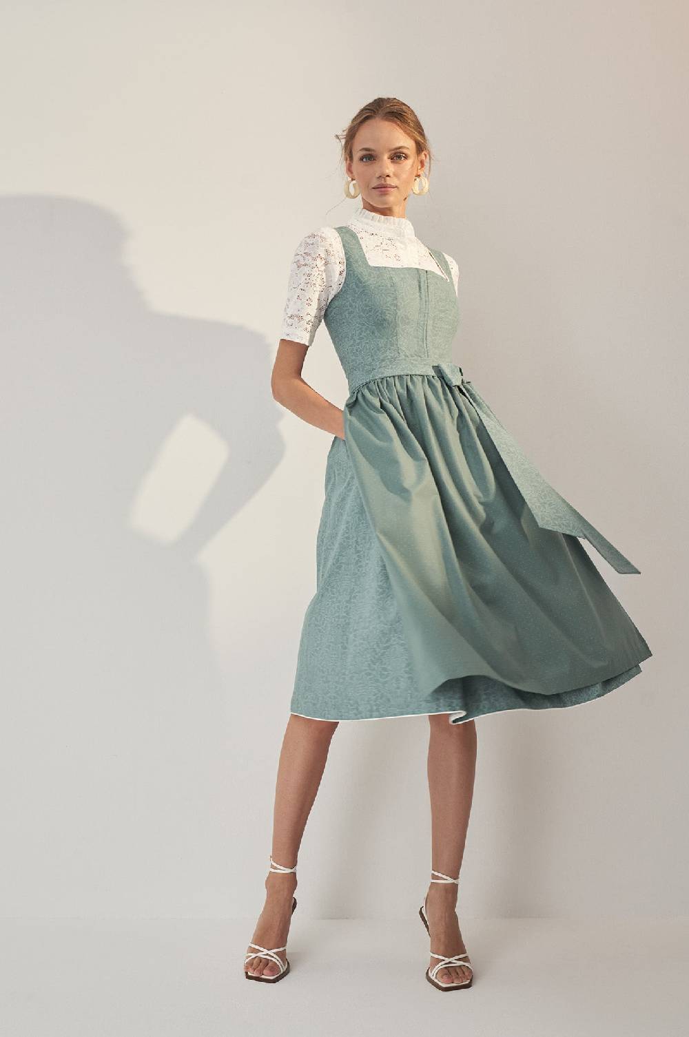 Kinga Mathe Dirndl Ally in Grün - 70cm Nur noch ein Tag übrig