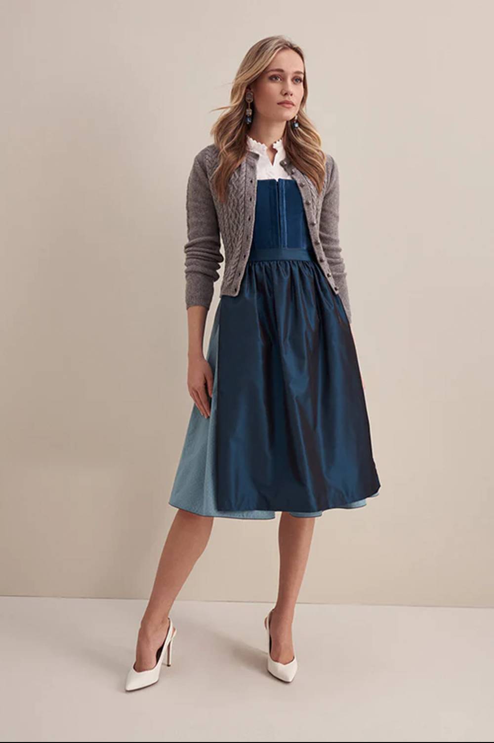Kinga Mathe Dirndl Alice in cyan 2025