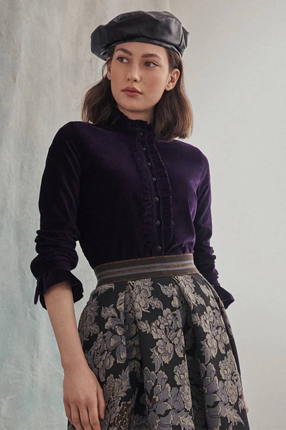 Kinga Mathe Samtbluse Lady in Aubergine Online Shopping