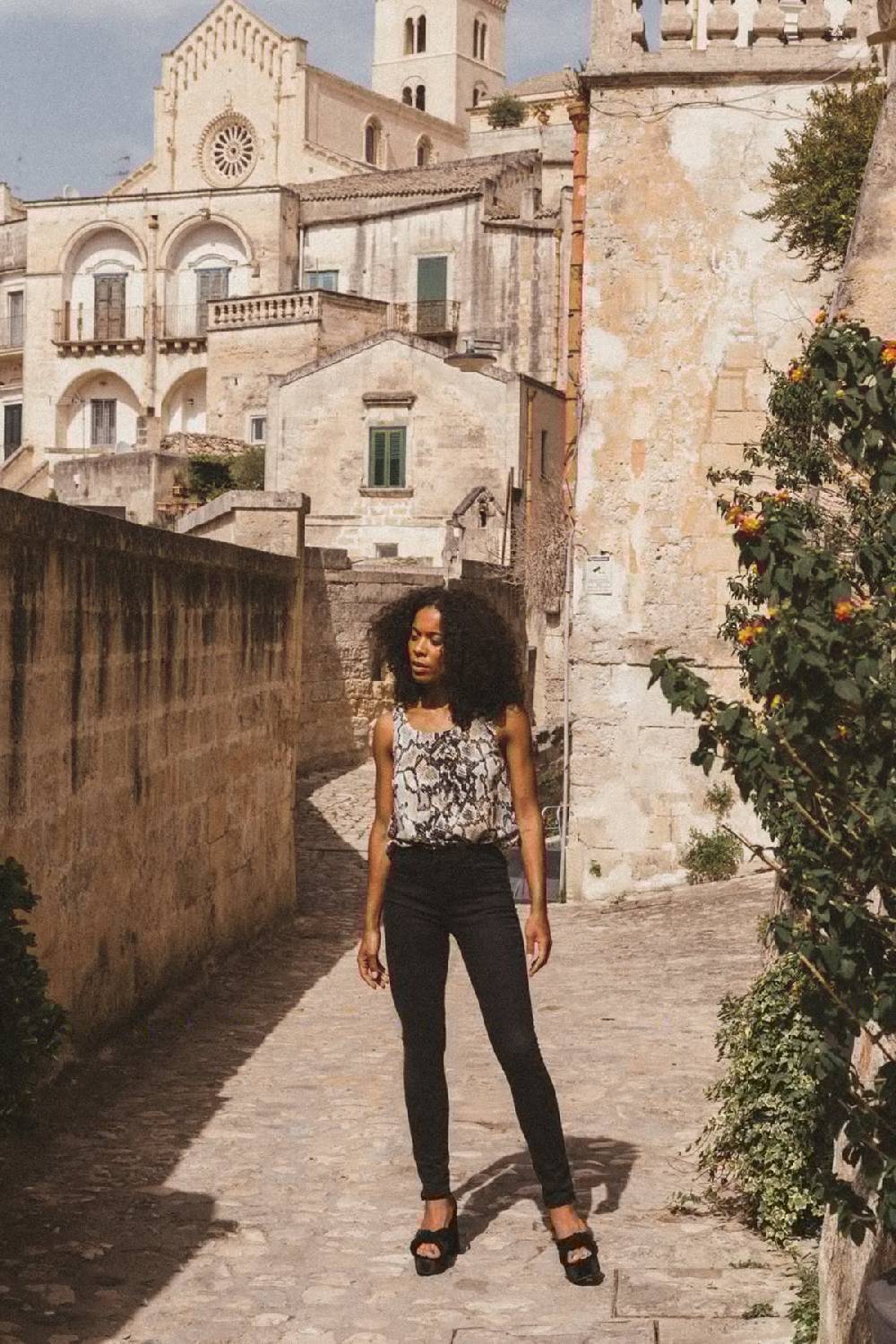 Lovjoi Skinny Jeans LEPIOTA Used Black Fabrik Onlineshop