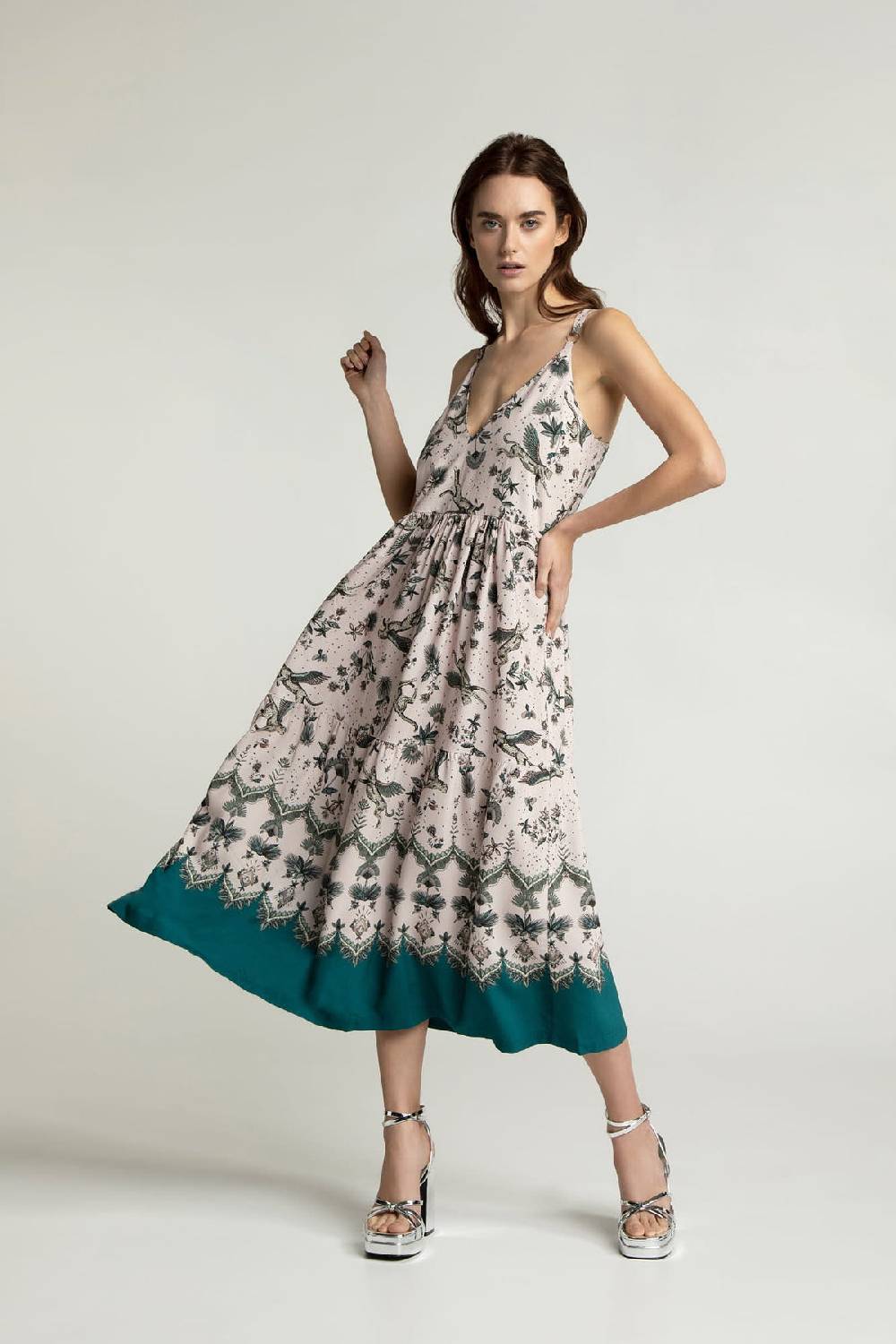 Lovjoi Dress SORAIDA Neueste Stile