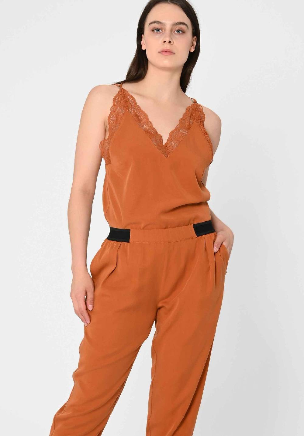 Lovjoi Hose VISKLA Dark Amber Verkauf