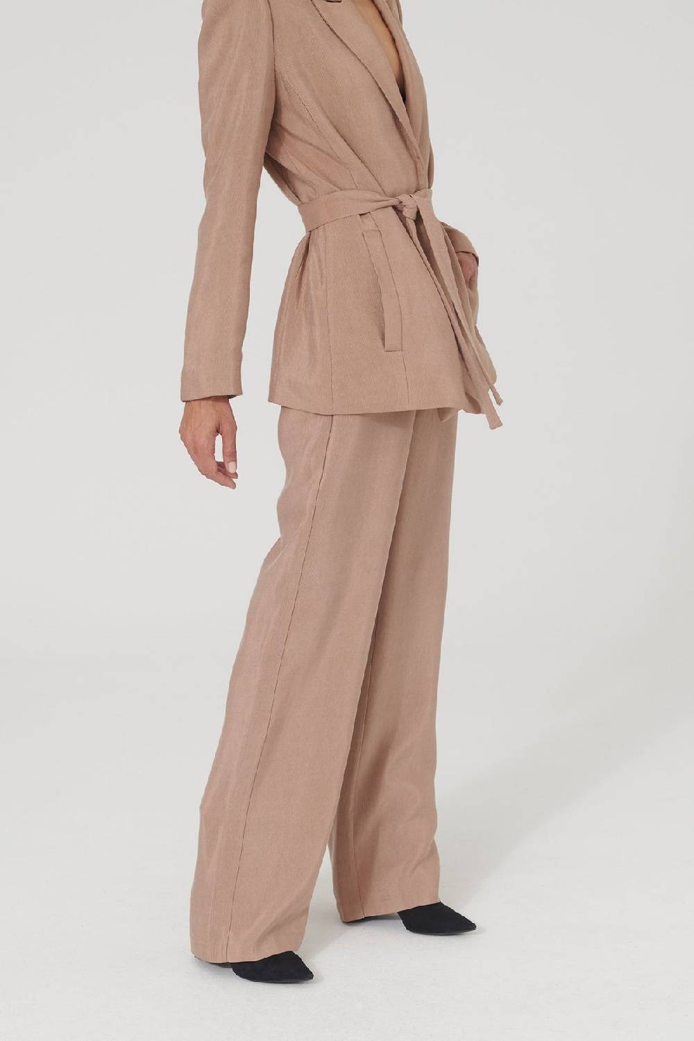 Lovjoi Hose JEANNI Neueste Mode