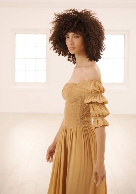 RESORTWEAR Lora Kleid Sand Zeitlich begrenztes Angebot