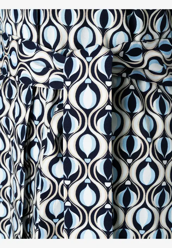 More & More Hemdblusenkleid, grafischer Print, marine/hellblau, Frühjahrs-Kollektion Kostenloser Versand international