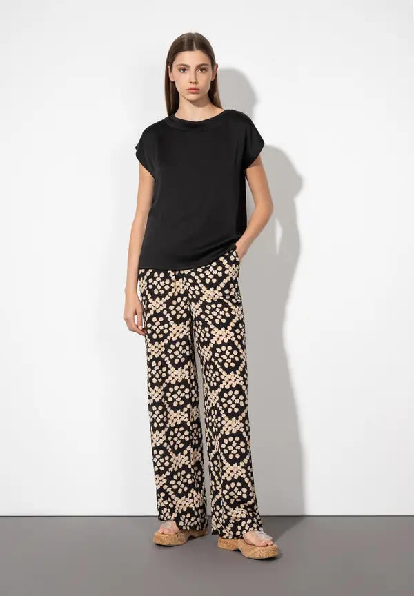 More & More Shirt mit Satinfront, schwarz 50% Rabatt mit kostenlosem Versand