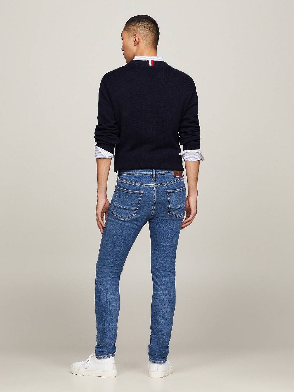 Tommy Hilfiger Jeans 50% Rabatt mit kostenlosem Versand