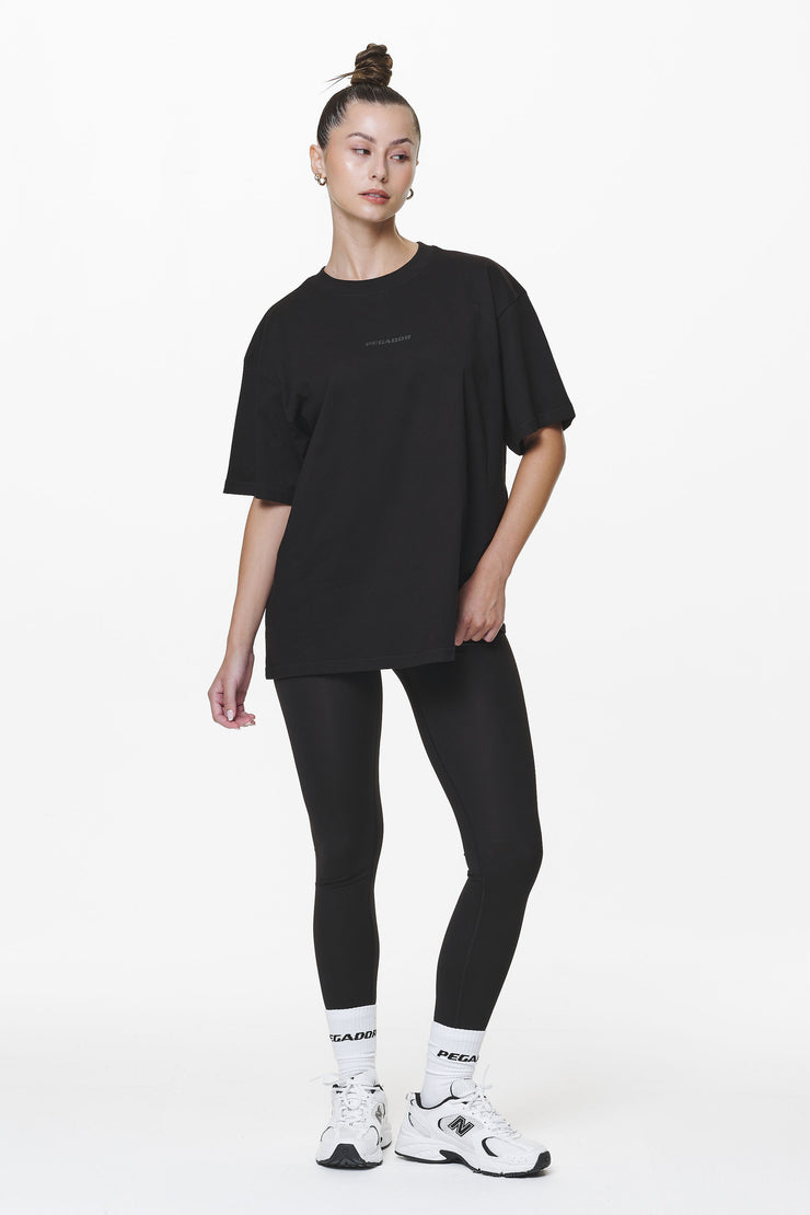 Pegador Beverly Logo Oversized Tee Black Gum Versandkostenfrei