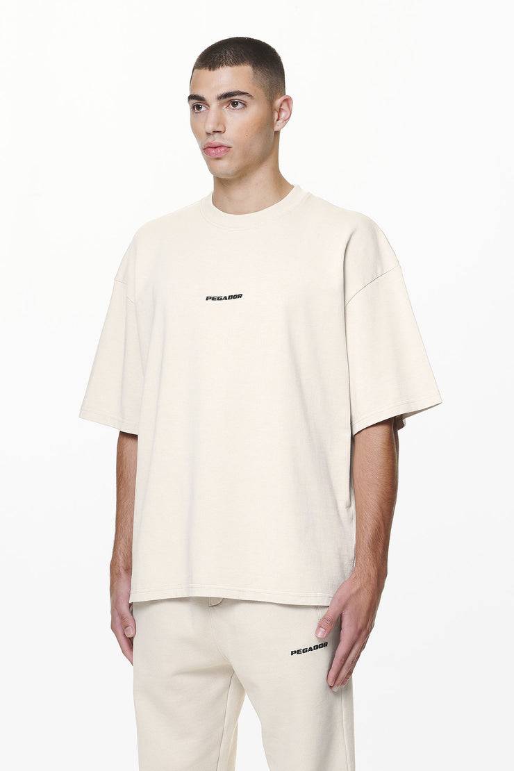 Pegador Logo Boxy Tee Washed Dust Cream Gum Tägliche Deals
