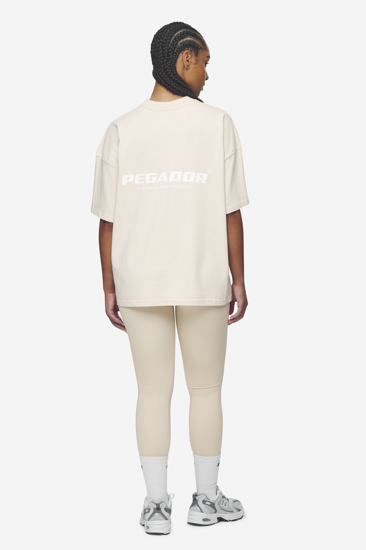 Pegador Arendal Logo Heavy Oversized Tee Washed Coast Sand White Großer Ausverkauf