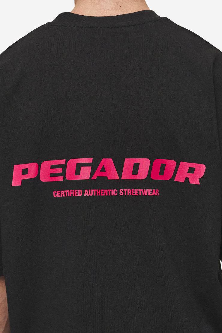 Pegador Colne Logo Oversized Tee Washed Black Virtual Pink Fabrikverkauf