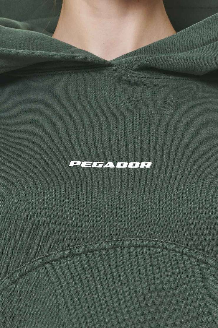 Pegador Skei Logo Oversized Cropped Hoodie Washed Sage Green Saisonschlussverkauf